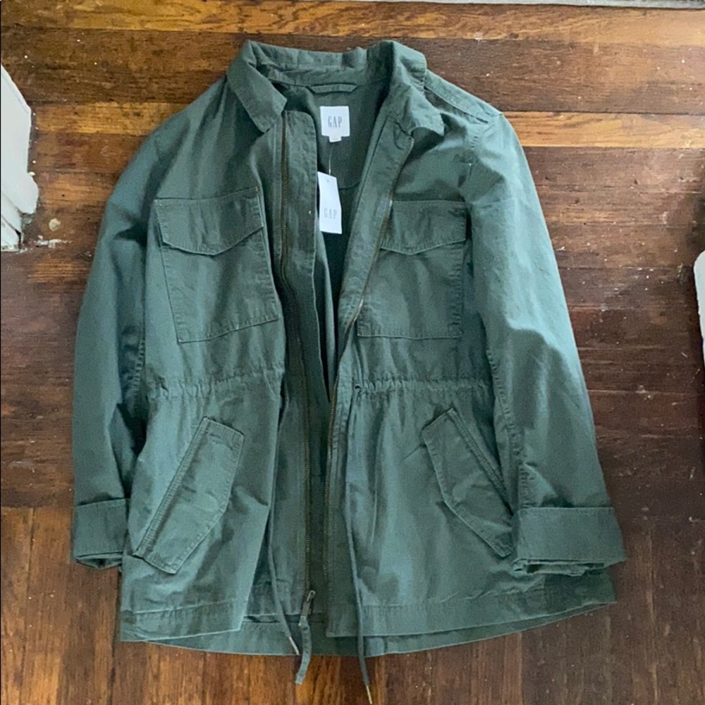 Gap utility jacket army green never worn!